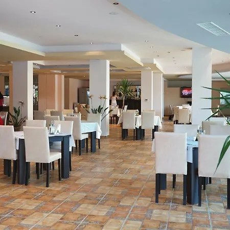 Saint George Palace سفيتي فلاس