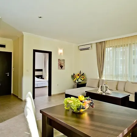 Saint George Palace 3* Szveti Vlasz