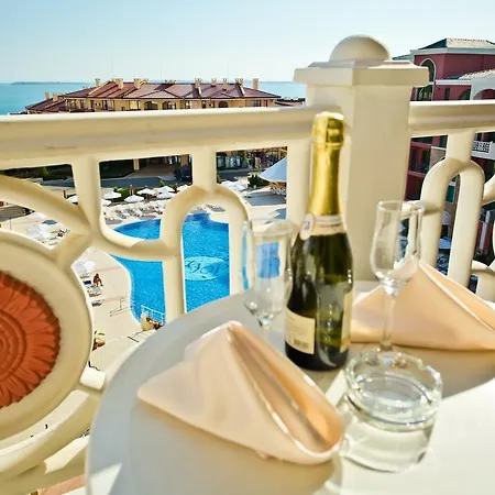 Szálloda Saint George Palace