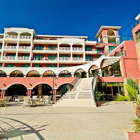 호텔 Saint George Palace 3*
