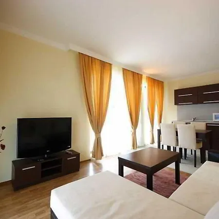 Готель Saint George Palace 3*